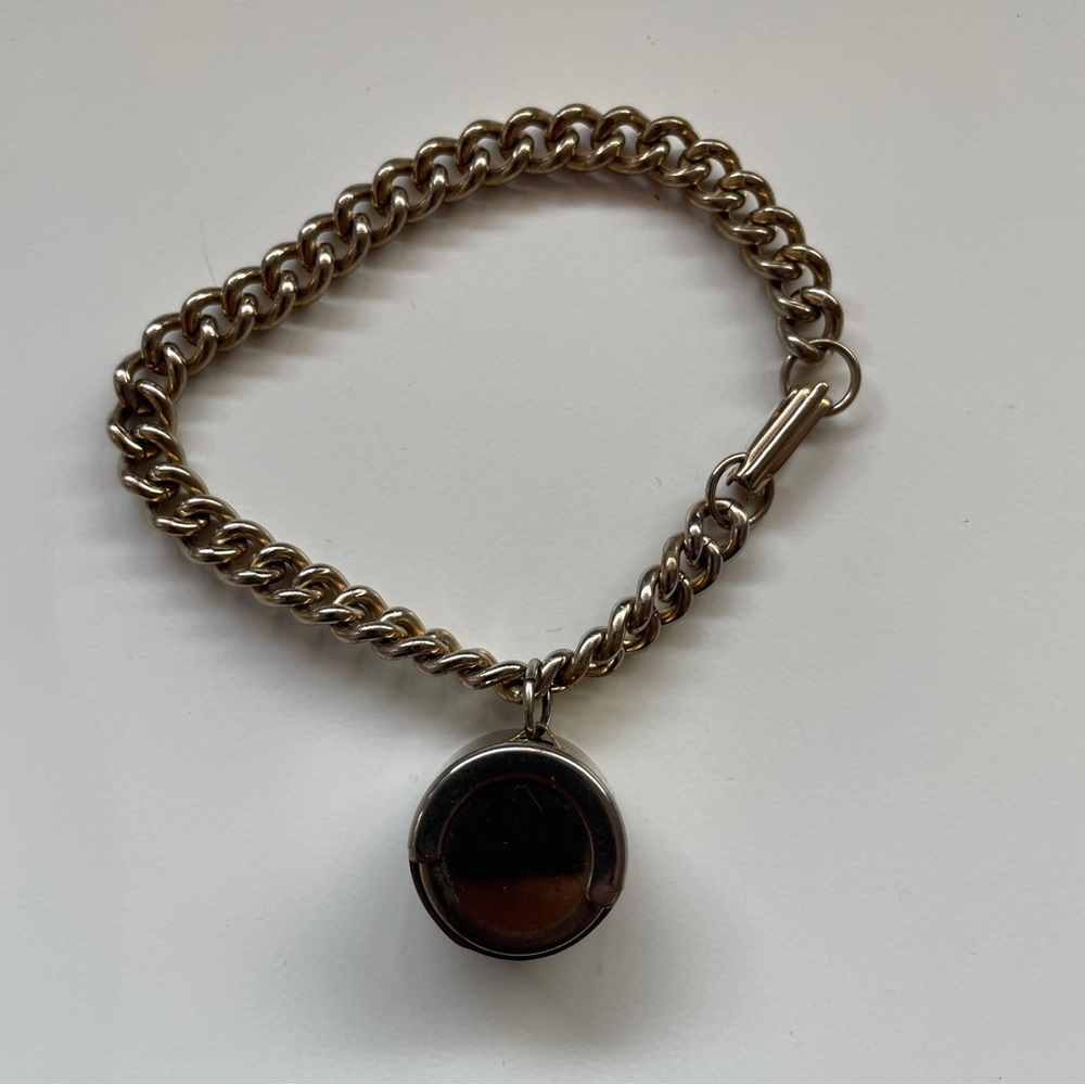 Vintage Oleet Bracelet With Small Sovereign Coin Holder